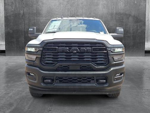 2025 RAM 2500 Tradesman Crew Cab 4x4 6'4' Box
