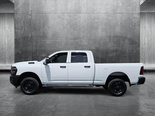 2025 RAM 2500 Tradesman Crew Cab 4x4 6'4' Box