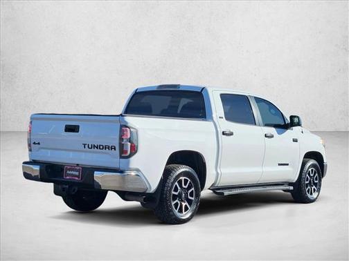 Super White 2015 Toyota Tundra SR5