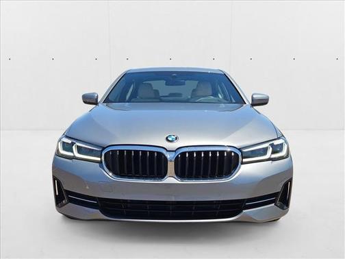 2023 BMW 530 i