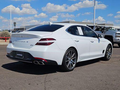2023 Genesis G70 2.0T AWD