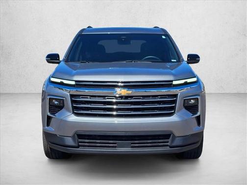 Sterling Gray Metallic 2025 Chevrolet Traverse LT