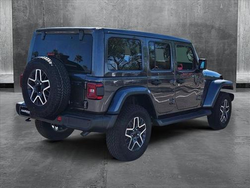 2025 Jeep Wrangler 4-Door Sahara 4x4