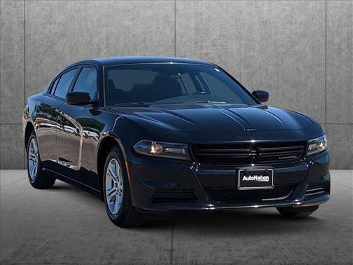 Photo 3 of 23 of 2020 Dodge Charger SXT