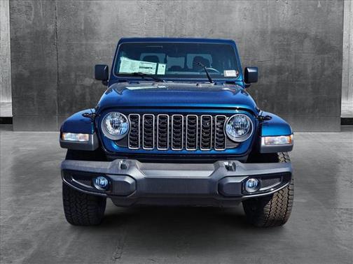 2025 Jeep Gladiator Nighthawk