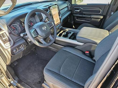 2025 RAM 3500 Big Horn Crew Cab 4x4 6'4' Box