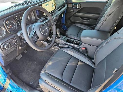 2025 Jeep Gladiator High Tide