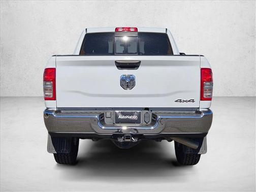 Bright White Clearcoat 2021 RAM 2500 Tradesman Crew Cab 4x4 6'4' Box