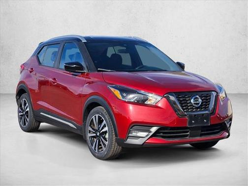 2020 Nissan Kicks SR