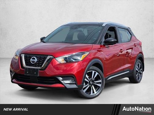 2020 Nissan Kicks SR