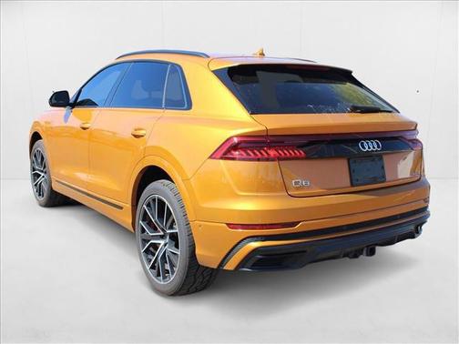 2020 Audi Q8 55 Premium Plus