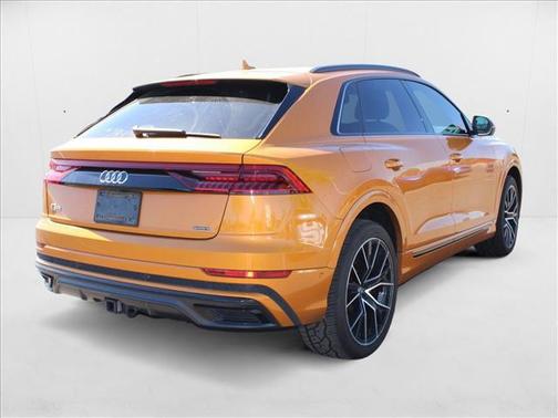 2020 Audi Q8 55 Premium Plus