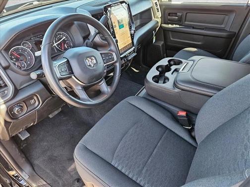 2026 RAM 3500 Tradesman Crew Cab 4x4 8' Box