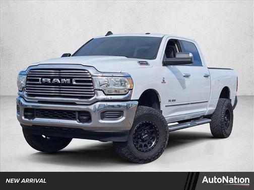 Bright White Clearcoat 2020 RAM 2500 Big Horn Crew Cab 4x4 6'4' Box