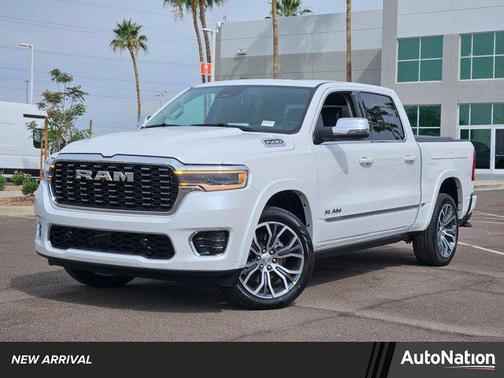 Ivory White Tri-Coat Pearlcoat 2026 RAM 1500 ST