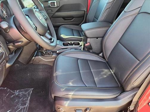 2025 Jeep Gladiator High Tide