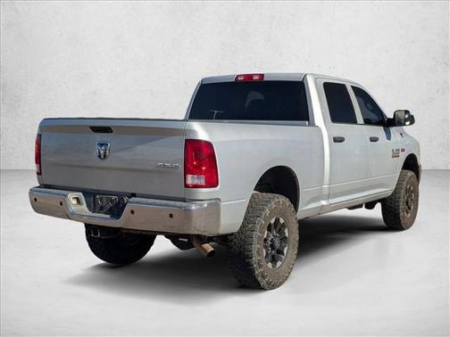 2017 RAM 2500 Tradesman Crew Cab 4x4 6'4' Box