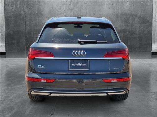2023 Audi Q5 40 Premium Plus