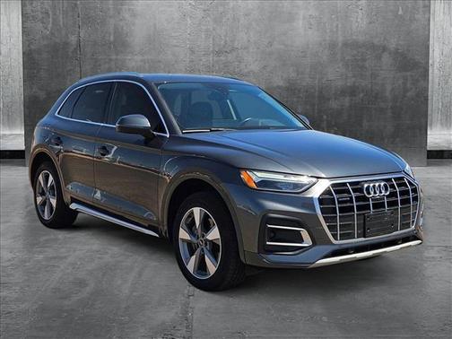 2023 Audi Q5 40 Premium Plus