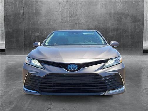 2021 Toyota Camry Hybrid XLE