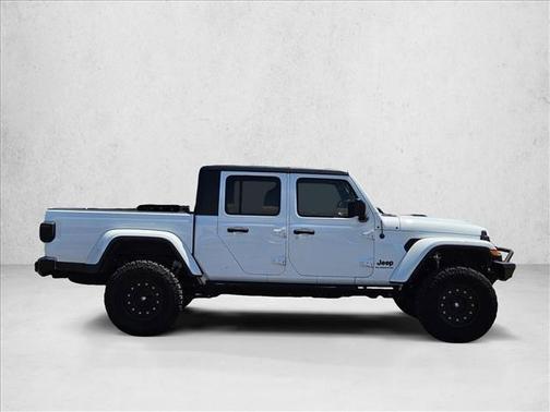 Bright White Clearcoat 2022 Jeep Gladiator Sport S