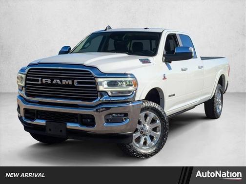 2020 RAM 3500 Laramie Crew Cab 4x4 8' Box