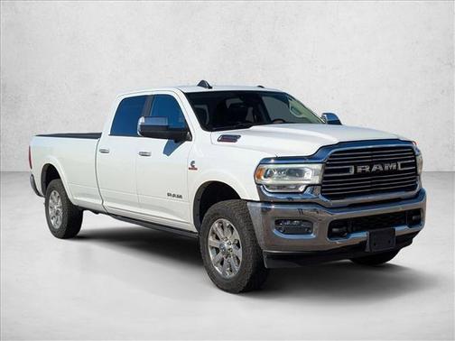 2020 RAM 3500 Laramie Crew Cab 4x4 8' Box