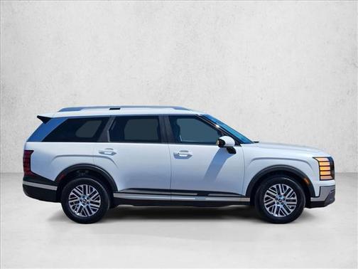 Creamy White Pearl 2026 Hyundai PALISADE SEL 8P