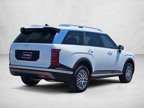 Creamy White Pearl 2026 Hyundai PALISADE SEL 8P