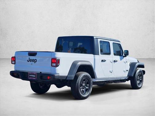 2026 Jeep Gladiator Sport