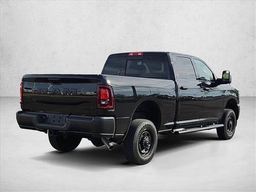 Diamond Black Crystal Pearlcoat 2025 RAM 2500 Tradesman Crew Cab 4x4 6'4' Box