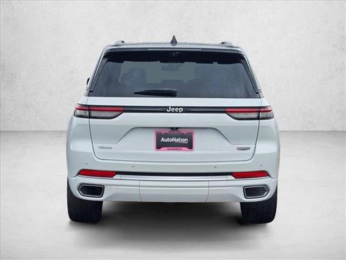 2023 Jeep Grand Cherokee Summit