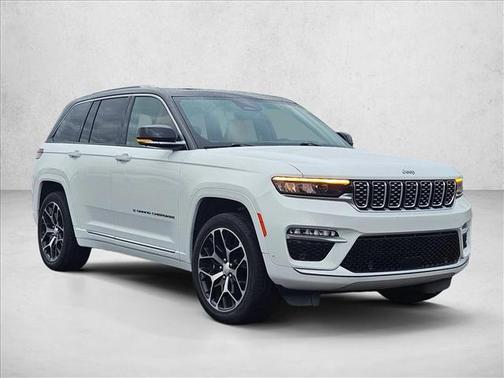2023 Jeep Grand Cherokee Summit