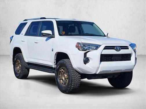 Ice Cap 2024 Toyota 4Runner SR5
