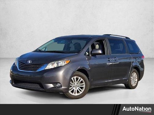 2014 Toyota Sienna XLE