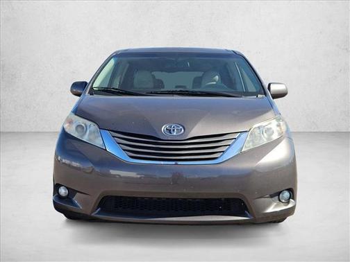 2014 Toyota Sienna XLE