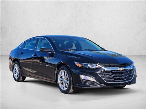 Mosaic Black Metallic 2024 Chevrolet Malibu FWD 1LT