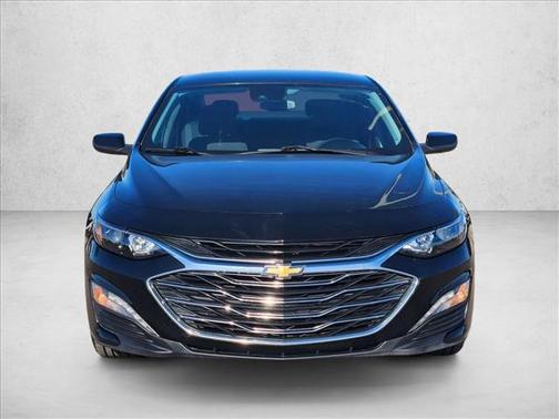 Mosaic Black Metallic 2024 Chevrolet Malibu FWD 1LT