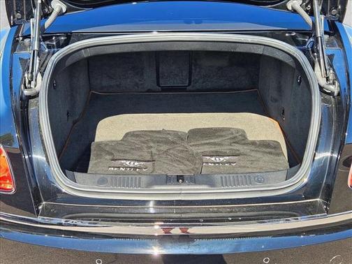 Black 2014 Bentley Flying Spur Base