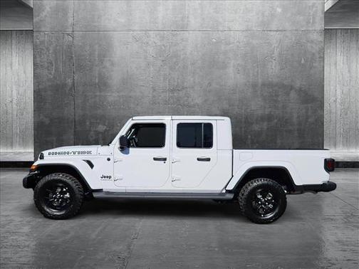 2025 Jeep Gladiator High Tide