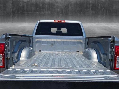 2022 RAM 2500 Big Horn Crew Cab 4x4 6'4' Box