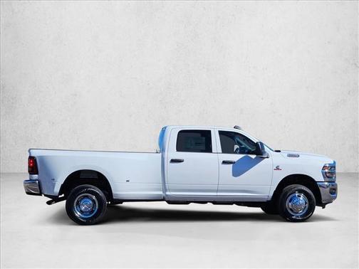 2026 RAM 3500 Tradesman Crew Cab 4x4 8' Box