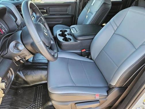 2026 RAM 3500 Tradesman Crew Cab 4x4 8' Box