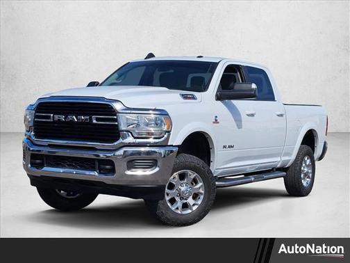 Bright White Clearcoat 2020 RAM 2500 Big Horn Crew Cab 4x4 6'4' Box