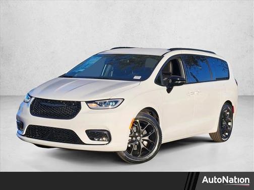 2026 Chrysler Pacifica L