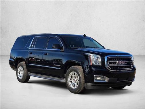 2017 GMC Yukon XL SLT