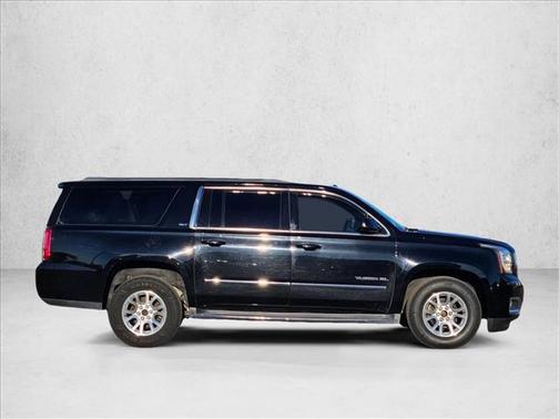 2017 GMC Yukon XL SLT