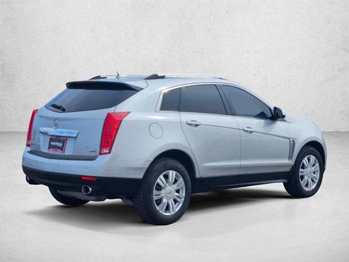 Radiant Silver Metallic 2016 Cadillac SRX Luxury Collection