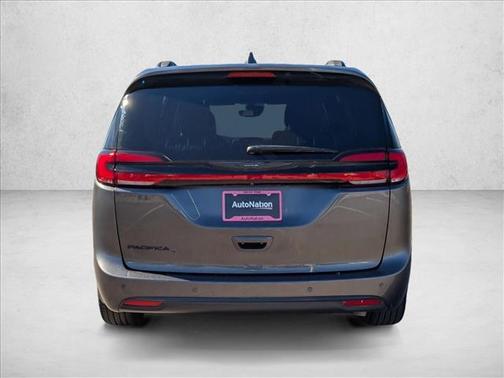 2021 Chrysler Pacifica Touring