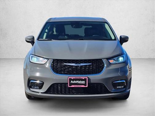 Ceramic Gray Clearcoat 2023 Chrysler Pacifica Touring L